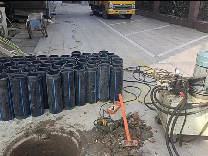 木里PE置换管厂家 DN315置换管 非开挖管短管置换